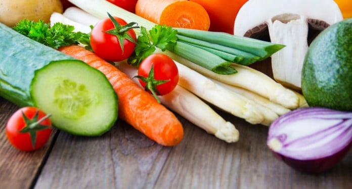 8 alimentos para plantar em casa e ter uma Alimentação Mais Saudável