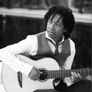 Conheça a história de um dos maiores compositores brasileiros, Djavan