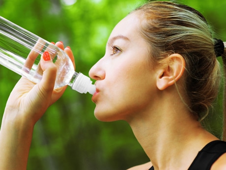 beber agua - acelerar metabolismo - queimar gordura