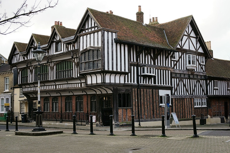 Casa Tudor