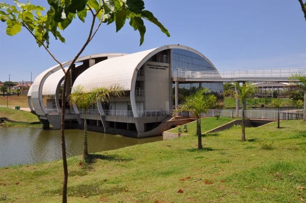 Centro Cultura e Turismo de Votuporanga