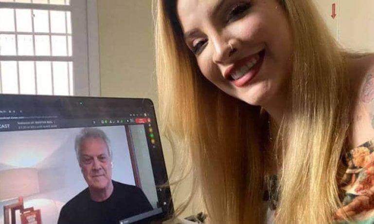 Ex-BBB, Clara Aguilar fala sobre vida de Cam Girl em Conversa com Bial