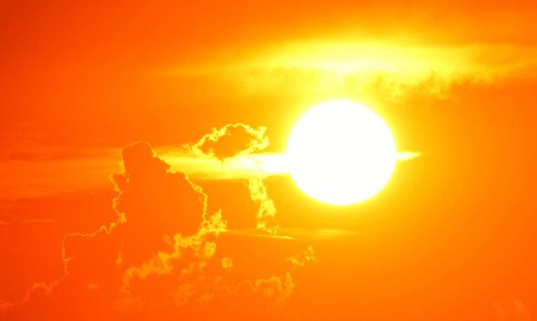 Imagem de um sol representando se vai ter horário de verão em 2025