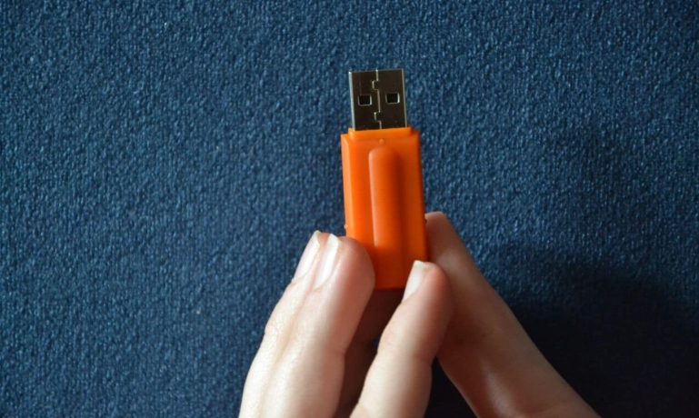 Não consigo acessar os dados do pendrive