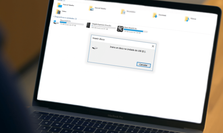 Soluções definitivas para “Insira um disco na unidade USB”
