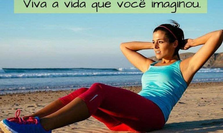 Vá na direção de seus sonhos. Viva a vida que você imaginou. - frases de incentivo