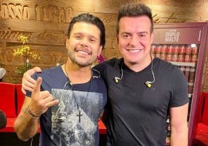 Hoje tem live do Marcos e Belutti