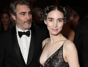 Joaquin Phoenix e Rooney Mara terão um filho