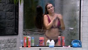 Marcela acredita que será eliminada do BBB20