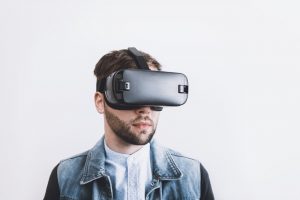 Saiba a diferença entre realidade virtual e realidade aumentada